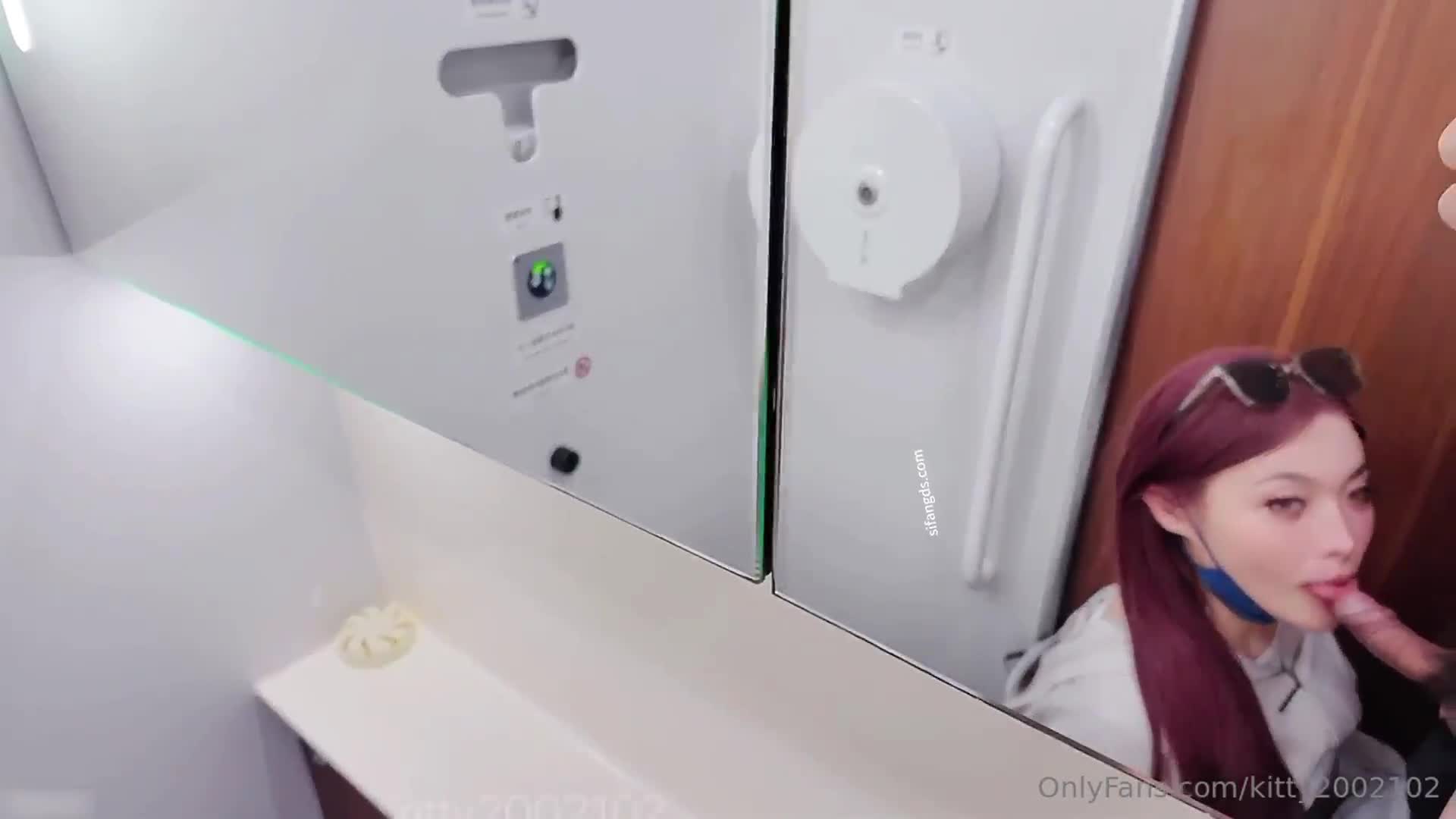 推特巨乳网红女神【kitty】口活高手 各种场地口交啪啪紫薇 各体位啪啪