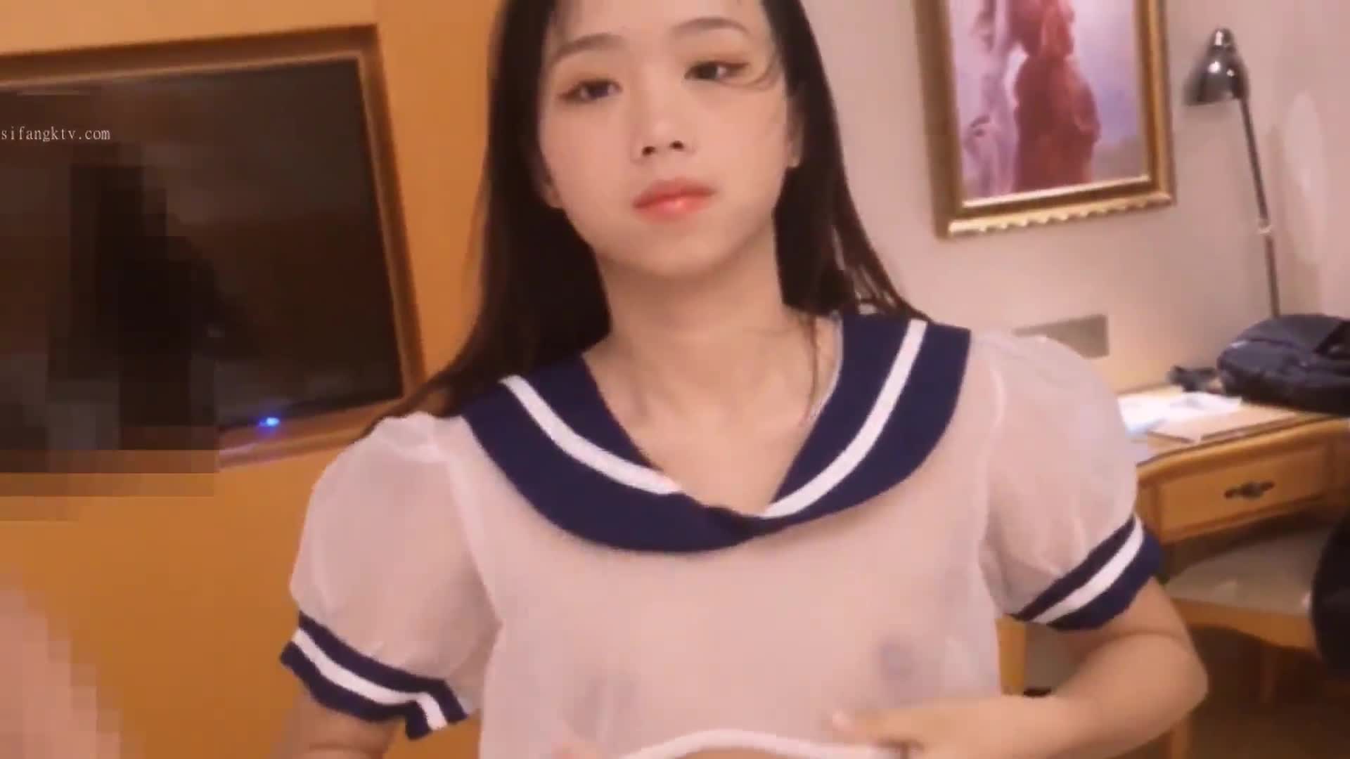 推特网红约炮大神 jimmybiiig 的眼镜女主 超级反差 清纯美少女口交啪啪视频福利