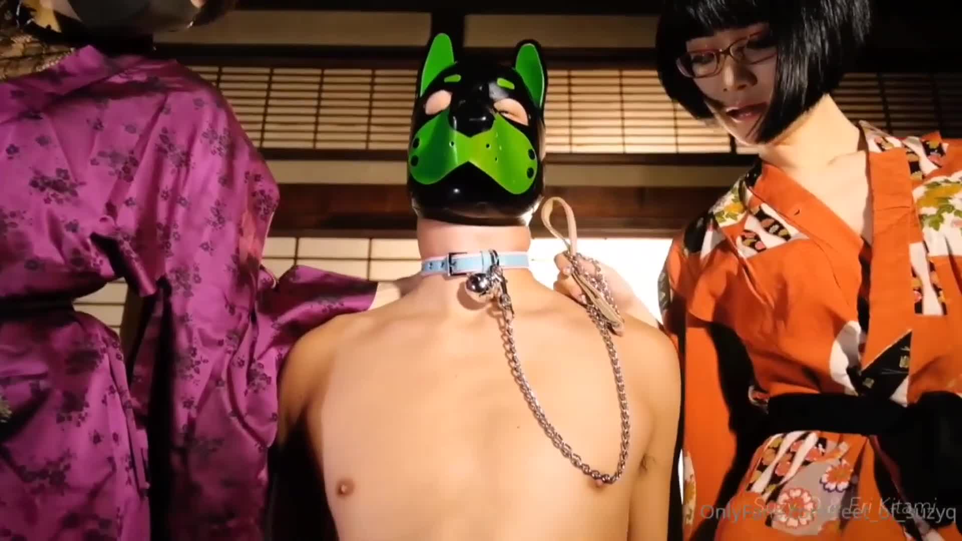 奴隶的下体检查Slave’s Dick Inspection