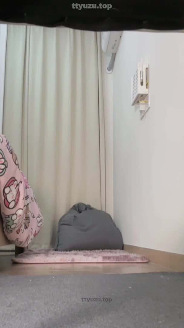 抖音足控福利姬萝莉美少女【不要凶小乖】 足控足交红绿的自慰视频福利 第五弹