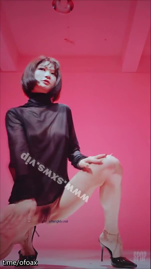 舞艺吧 火力新团高颜美女『佳佳』极度诱惑热舞 高速动感顶胯露毛穴
