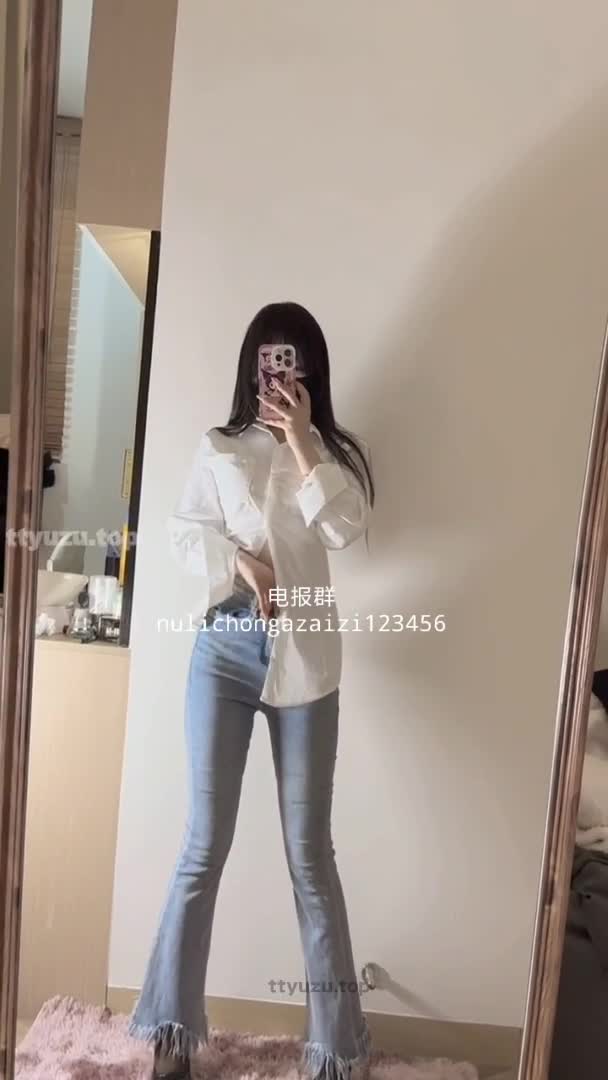 抖音足控福利姬萝莉美少女【不要凶小乖】 足控足交红绿的自慰视频福利 第四弹