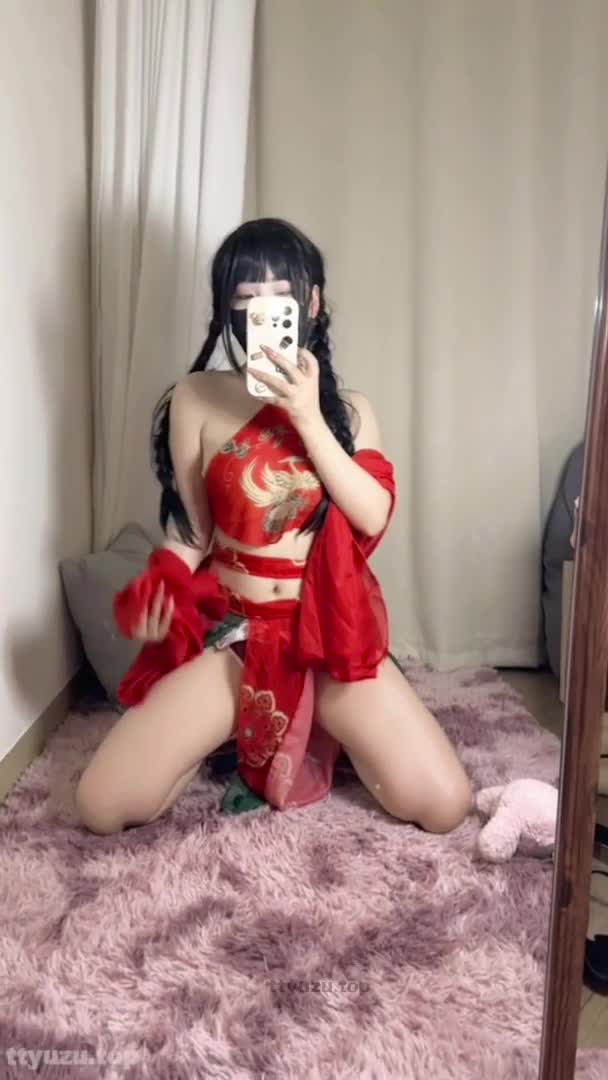 抖音足控福利姬萝莉美少女【不要凶小乖】 足控足交红绿的自慰视频福利 第五弹