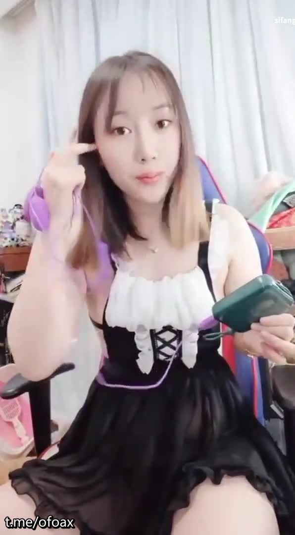 快手福利 ASMR御姐【喵小咪】脸穴同框自慰道具足交