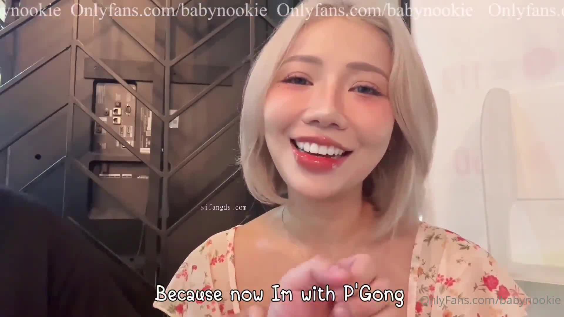 OnlyFans 泰国大奶短发妹子【babynookie】露出自慰性爱XO