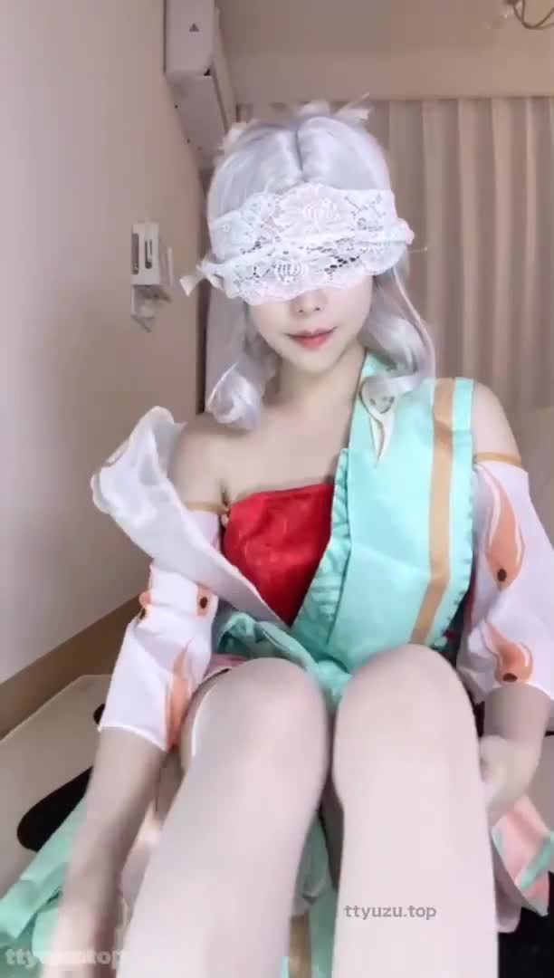 抖音足控福利姬萝莉美少女【不要凶小乖】 足控足交红绿的自慰视频福利 第二弹