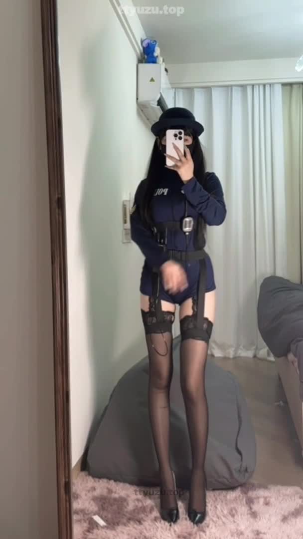 抖音足控福利姬萝莉美少女【不要凶小乖】 足控足交红绿的自慰视频福利 第五弹