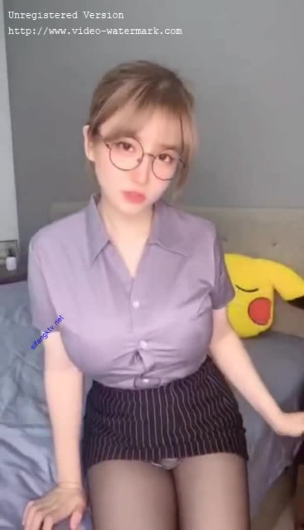 推特网红巨乳反差博主【傲娇萌萌】福利私拍 情趣诱惑 激情裸舞 道具自慰 第三弹