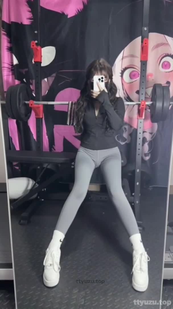 抖音足控福利姬萝莉美少女【不要凶小乖】 足控足交红绿的自慰视频福利 第二弹