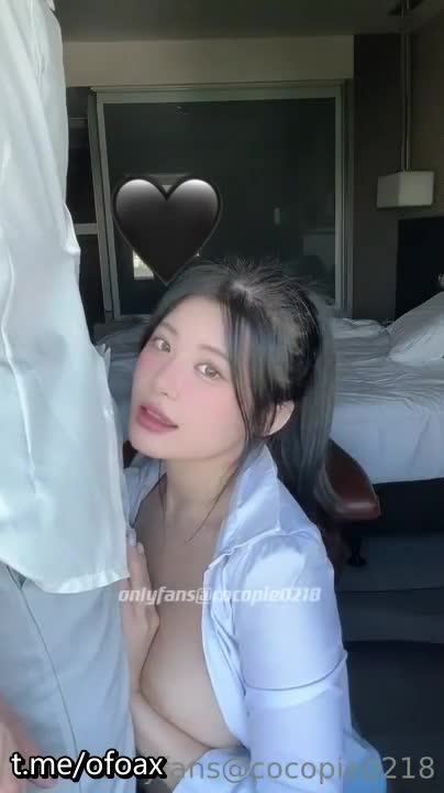 梨形身材非常骚的台湾巨乳眼镜少妇【cocopie0218】浴缸揉奶自慰痉挛喷水 吃鸡口爆颜射