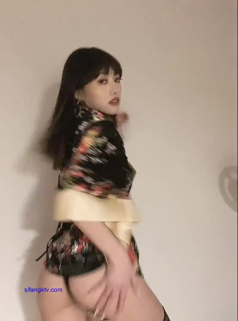 极品御姐福利姬美女【田心三水】大尺度道具自慰激情裸舞视频福利