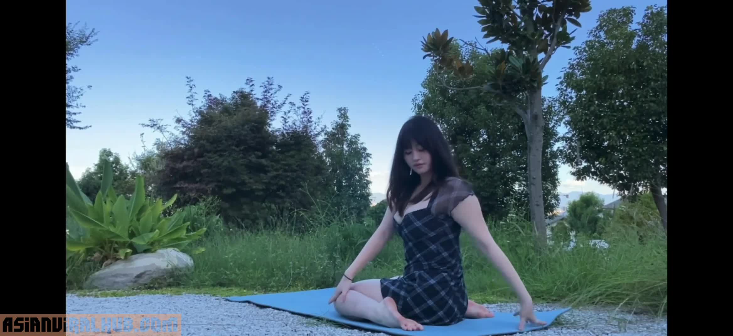 #周奕亲 #露出 #瑜伽 #日常