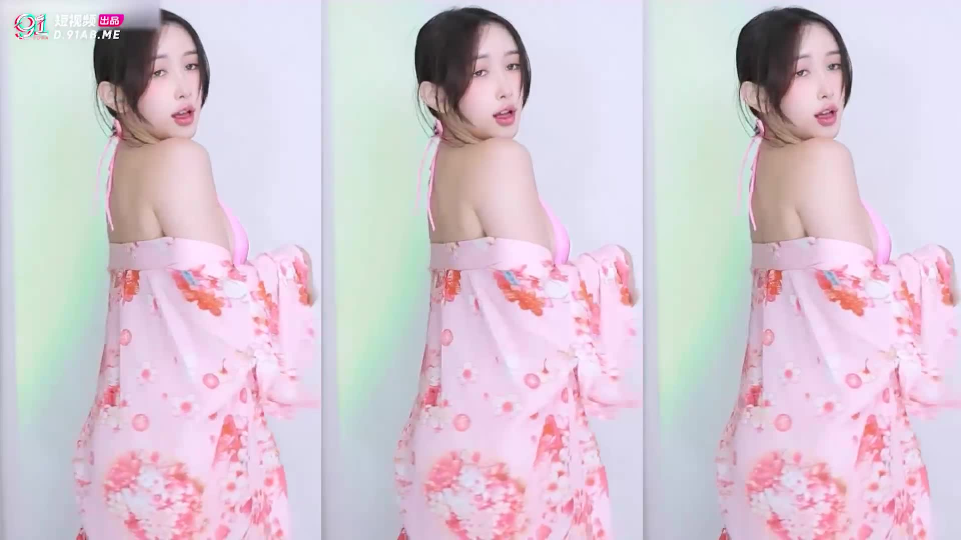 #韩国 #热舞 #直播韩国小姐姐 性感三点式包不住了