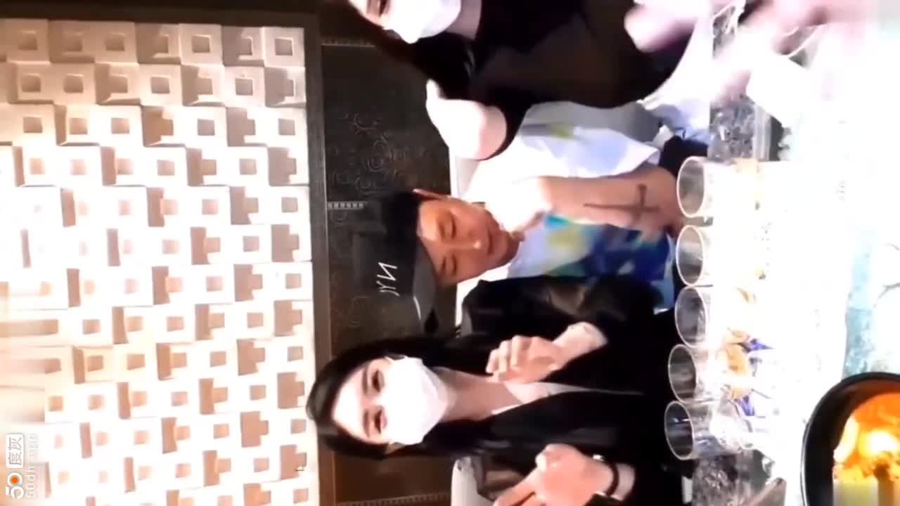 3韩国财阀公子哥顶流淫乱私圈聚会 平日里的女神无下限取悦