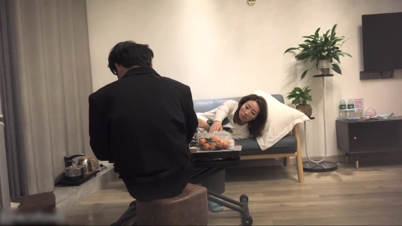 #探花 #口交 #偷拍极品探花约啪 极品美人妻风情万种俏佳人