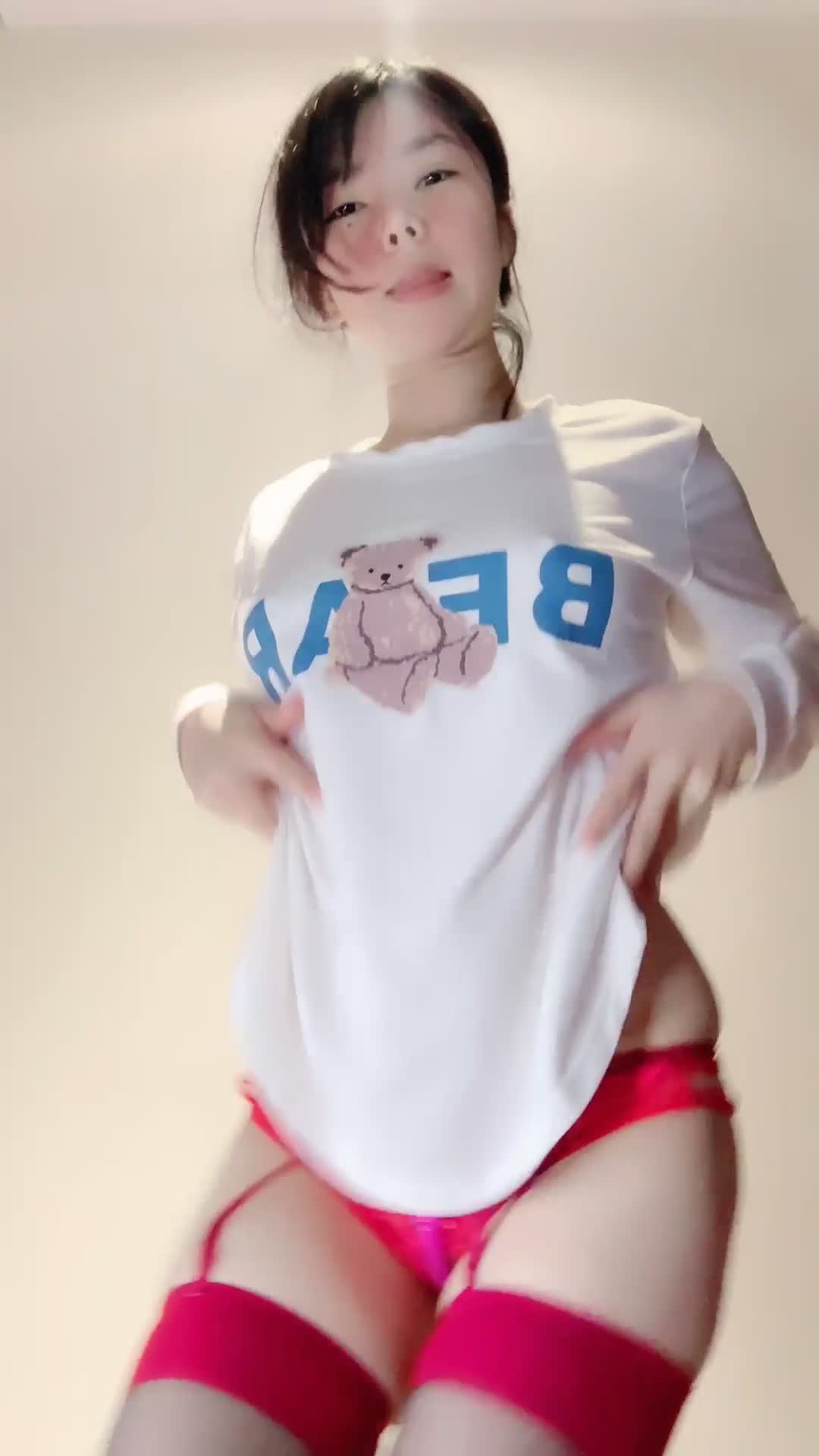 #裸舞婉儿 #裸舞 #可爱