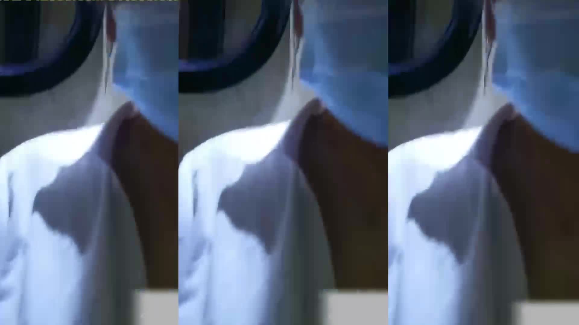 #勾引 #少妇少妇在KTV勾引服务员做爱，跟服务员玩一会，直接在厕所里开操，操的直喷水