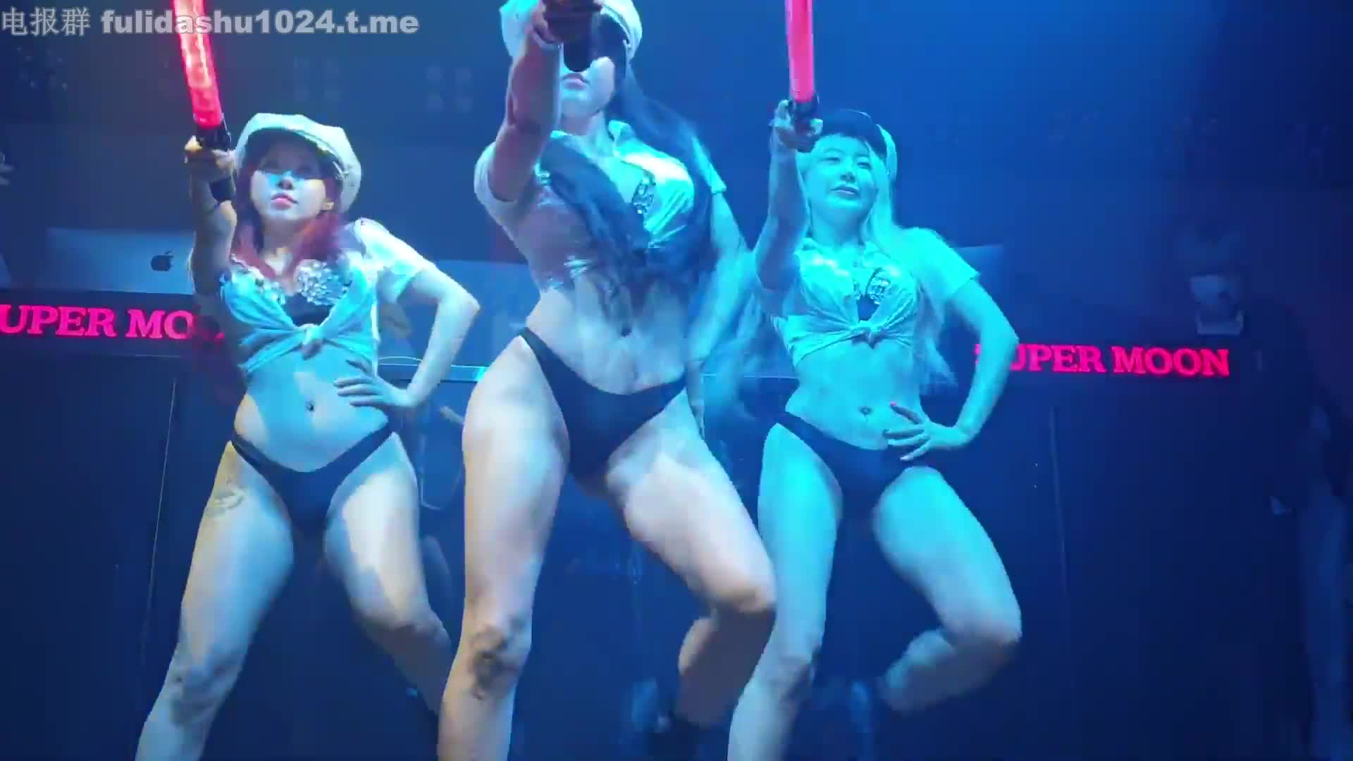 酒吧 热舞点此查看更多