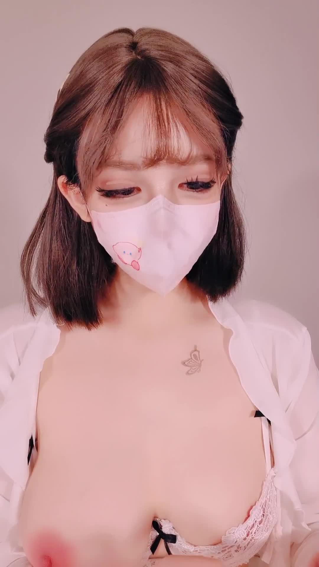 #19岁小番茄 #萝莉 #反差 #自慰 #精选黄播