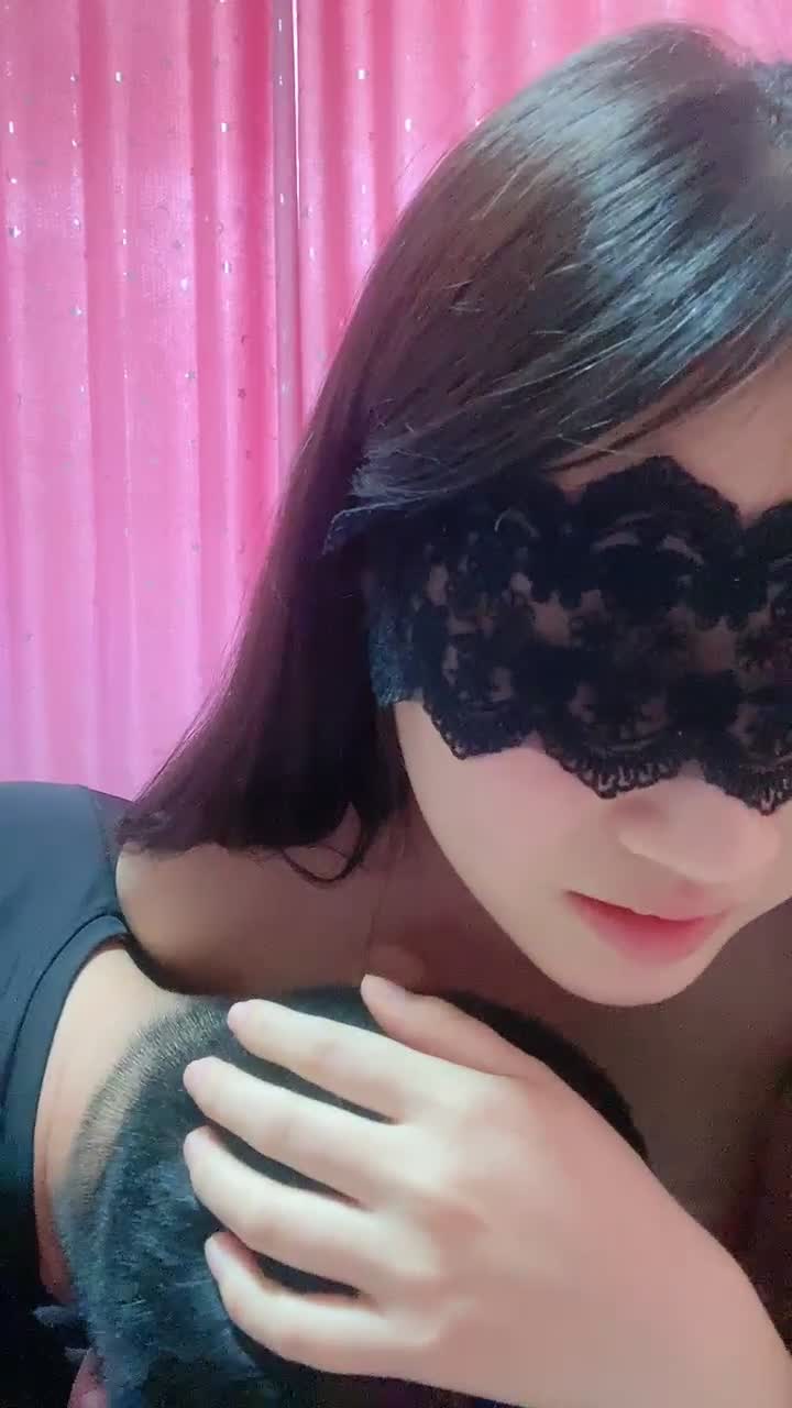 #小妲己 #小猫媚烦恼清纯校花!露脸掐脖像狗一样被干