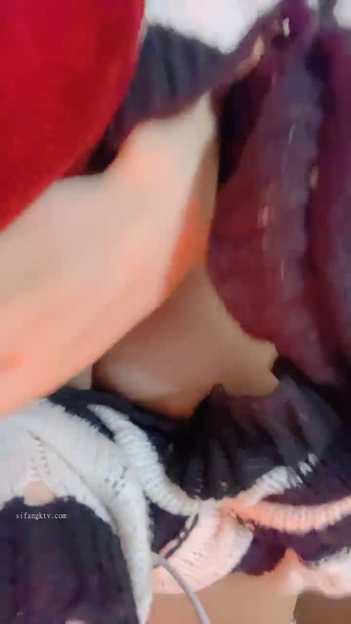 #百世可爱 #爱水的金鱼 #整活 #可爱 #颜值