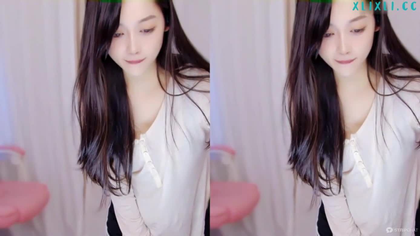 小极品！尤物少女~ insgirl  肥臀美乳，自慰喷水#insgirl