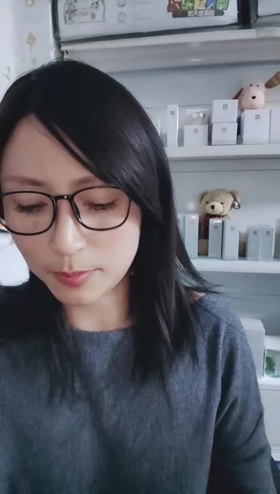 母婴店板娘 露脸反差发骚诱惑~店内跳蛋黑牛震不停狂喷骚水！#桃花源