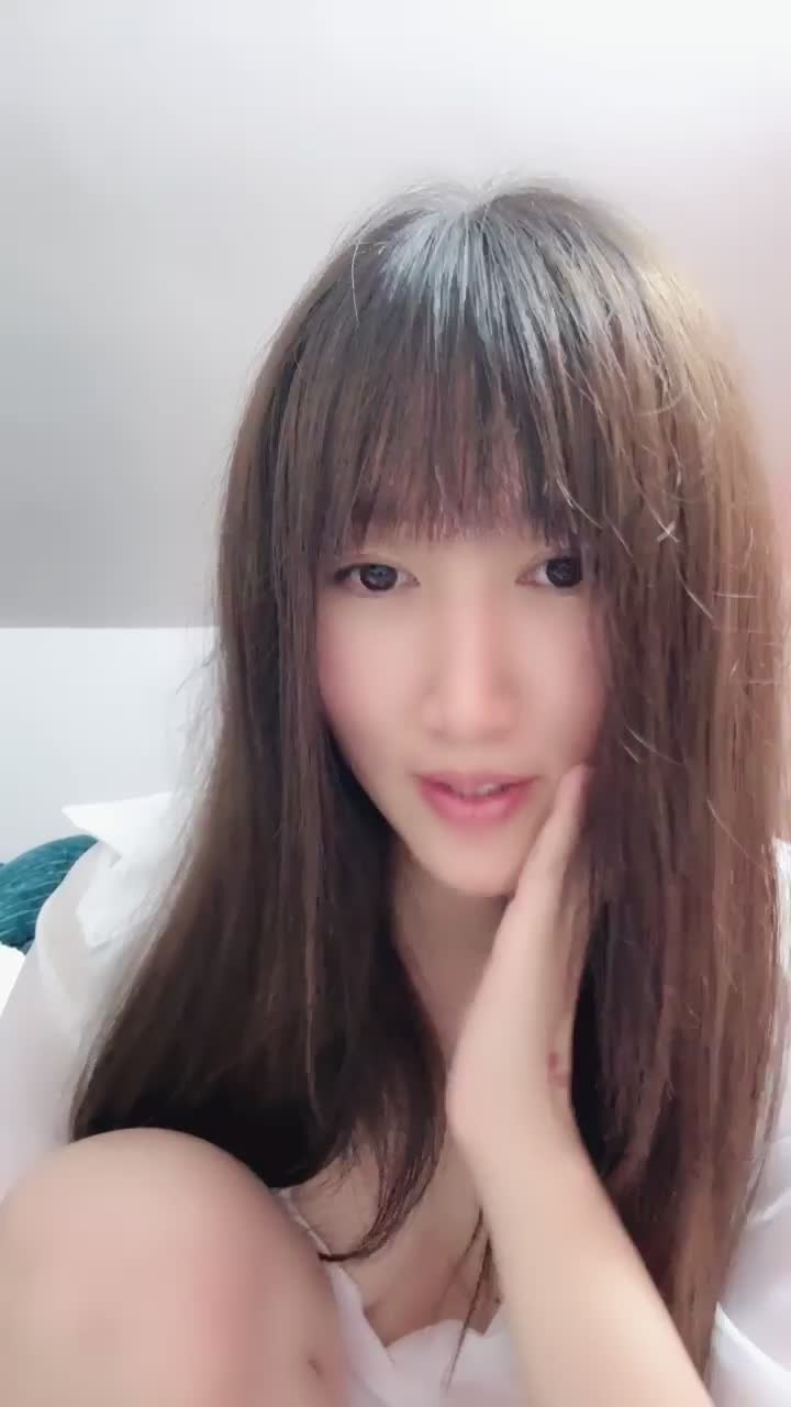 甜美邻家姐姐！啊么 长腿高挑小姐姐全裸掰逼大尺度秀#啊么