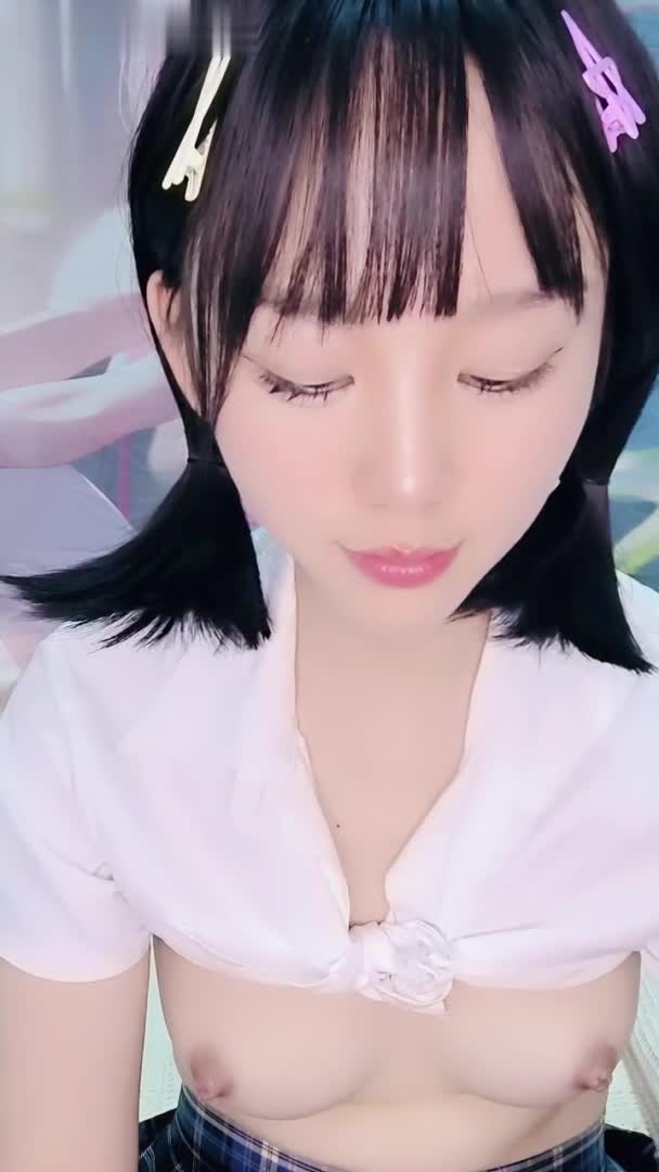 #半糖 #水枪喷 黑丝小萝莉福利