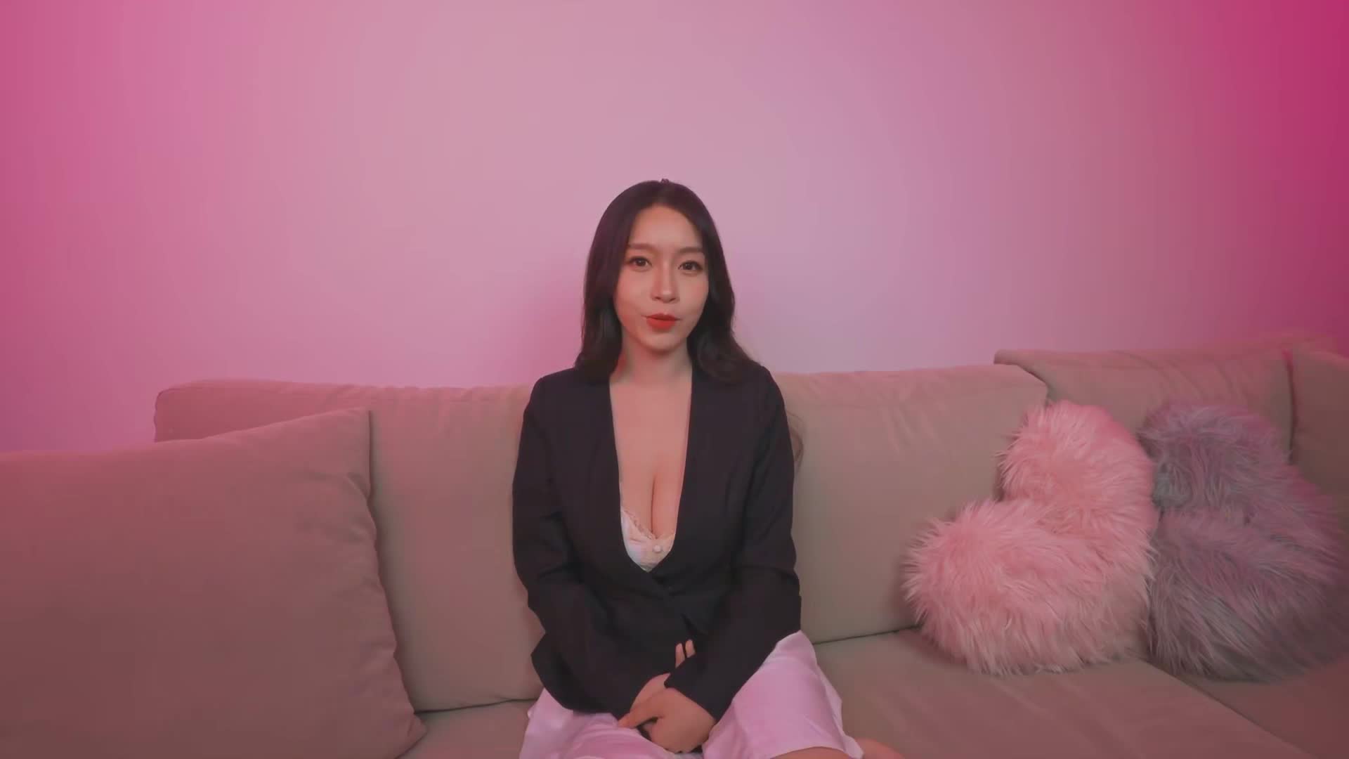 #蜜桃臀 #肥臀 #骚穴【蜜桃臀合集】台湾网红巨乳肥臀反差女神【苏畅】这个面试有点硬_性感可爱首席女神