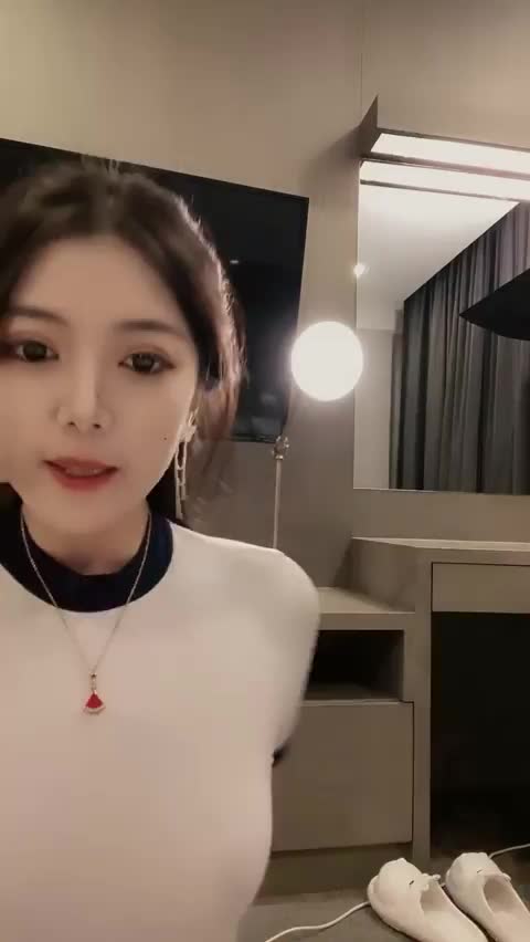 好漂亮的小姐姐，酒店大战，值得你一看