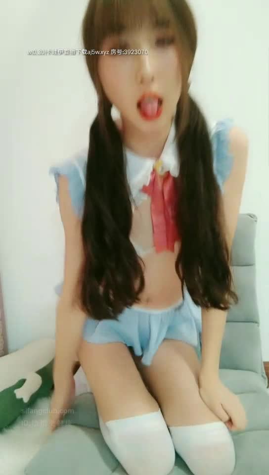 #香香软软学生妹 遥控跳蛋大鸡吧道具潮喷收费房