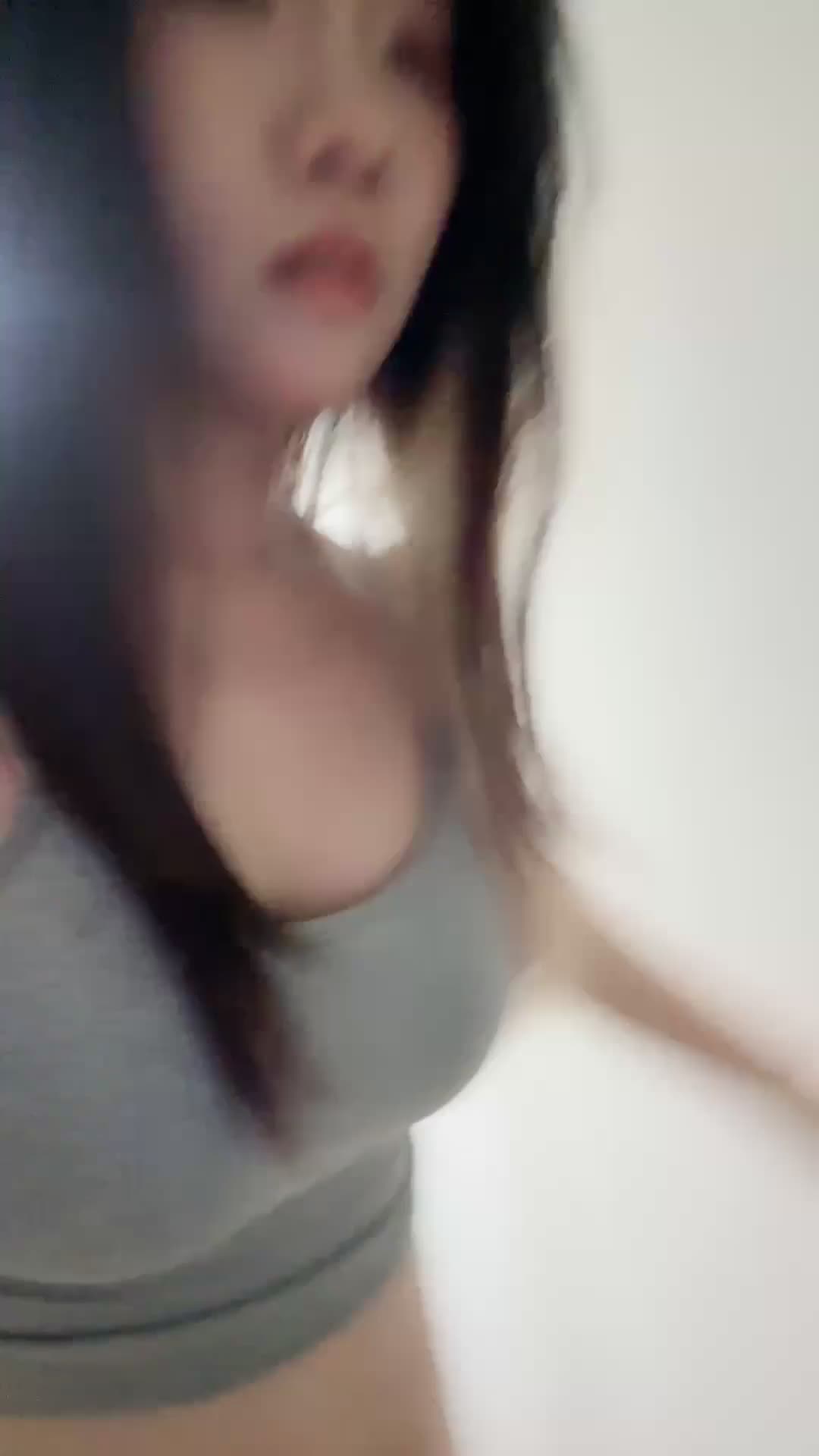 #女大猫猫在校在校女学生! 水中啪啪~狂射一身~翻白眼