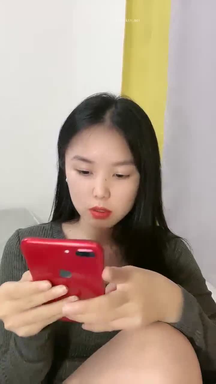 #女大小瑜