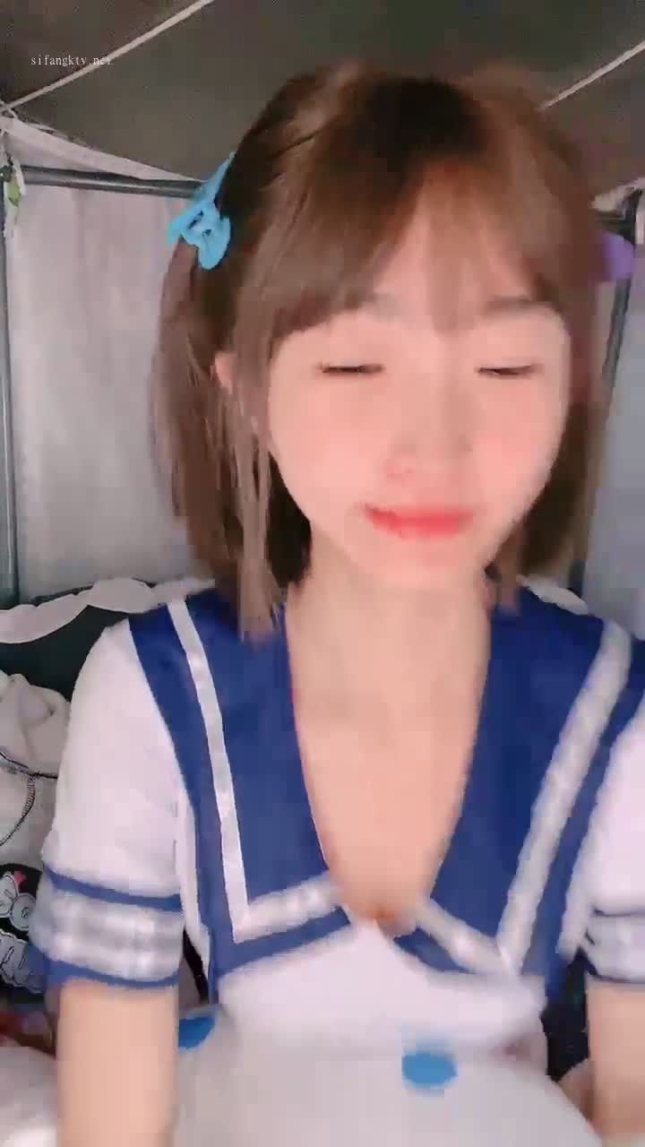 #我就是呜崽酱 #精选黄播 #可爱 #萝莉 #反差