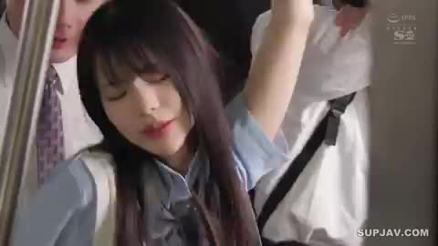 长的够清纯，学姐在电车上被后入激发，看着就够刺激，周围都是人，在图书馆被肏到腿软满脸精华 只求无尽的快感，StableDiffusion一键生图，低操作门槛，画出你心目中的女神NovelN小说机器人Bot， 你的AI女友龙娘方诗雅点击直聊 频道 @nvpusafuliji2048