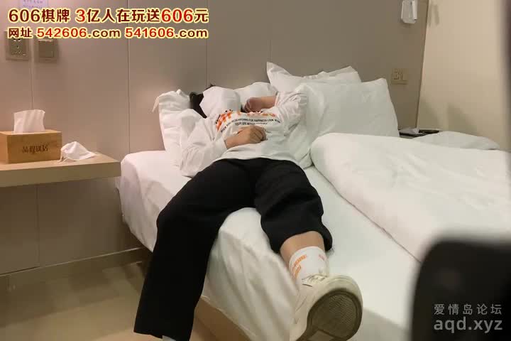 #蜜桃臀 #黑丝 #迷奸 #淫穴 #骚逼灌醉0妹子 翻眼 捆绑 玩尿道 看子宫 棉袜换黑丝！