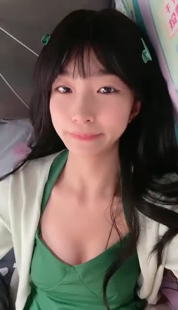 #我就是呜崽酱 #精选黄播 #可爱 #萝莉 #反差