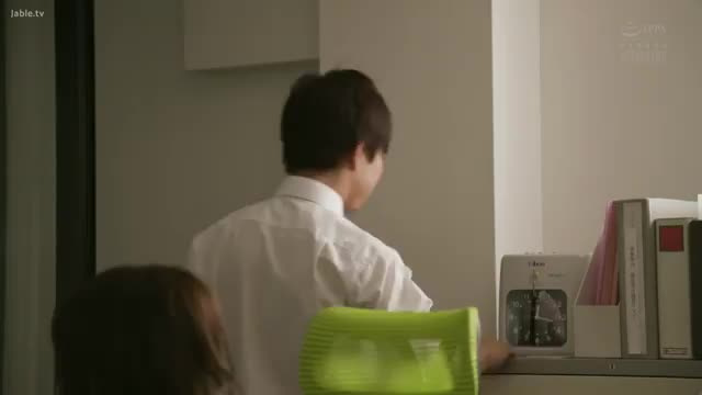 在空调坏掉的办公室_和憧憬的女上司满身是汗的SEX_广濑里绪菜AI工具箱AIBox,一键去衣，换脸，换装,Midjourney,ChatGPT4 频道 @nvpusafuliji2048