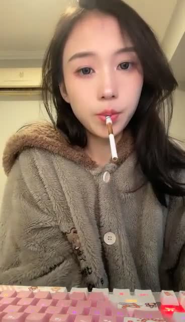 #娜娜酱呀 #刀刃呀 #反差 #精选黄播 #贫乳