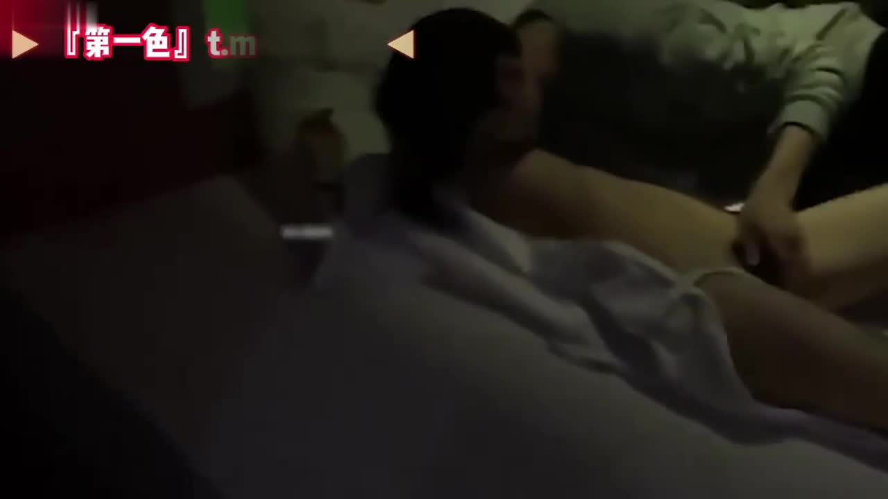 再嚣张被我下药灌醉迷晕后，还不是任我摆布玩弄。2
