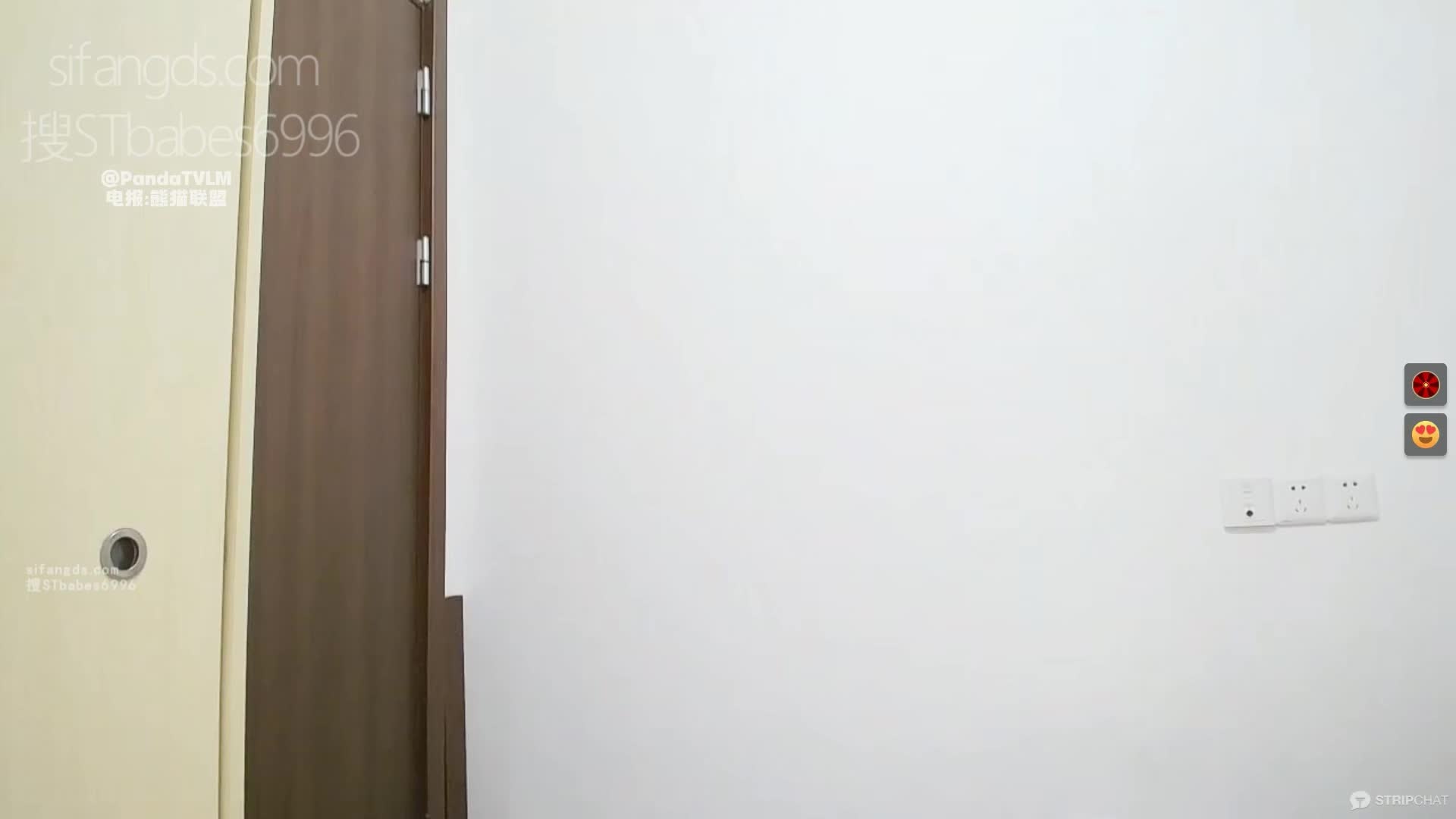20岁抖音网红，【sabrina_hk888】，极品美少女，典型白瘦幼，直接一次性脱光，好粉好美#sabrina_hk888 #单人后续完整进群搜