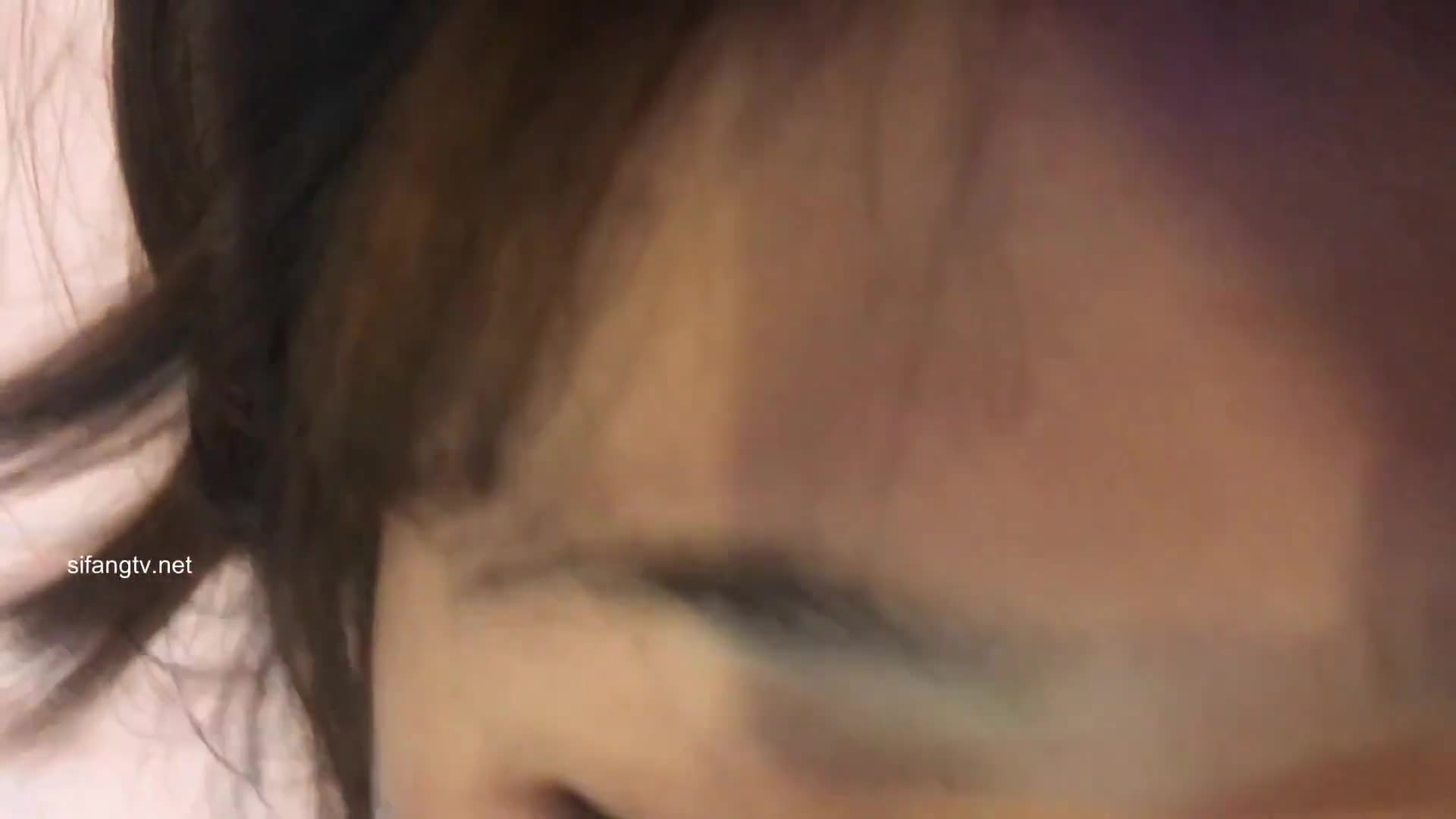 顶级绿帽男把女友约到炮房迷晕 让多名债主轮流操大三女友抵债