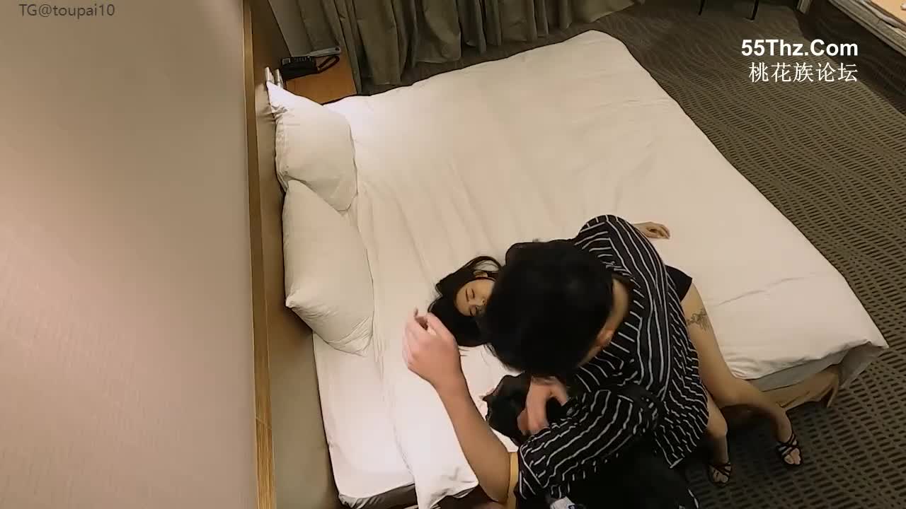 酒吧捡了个林妹妹