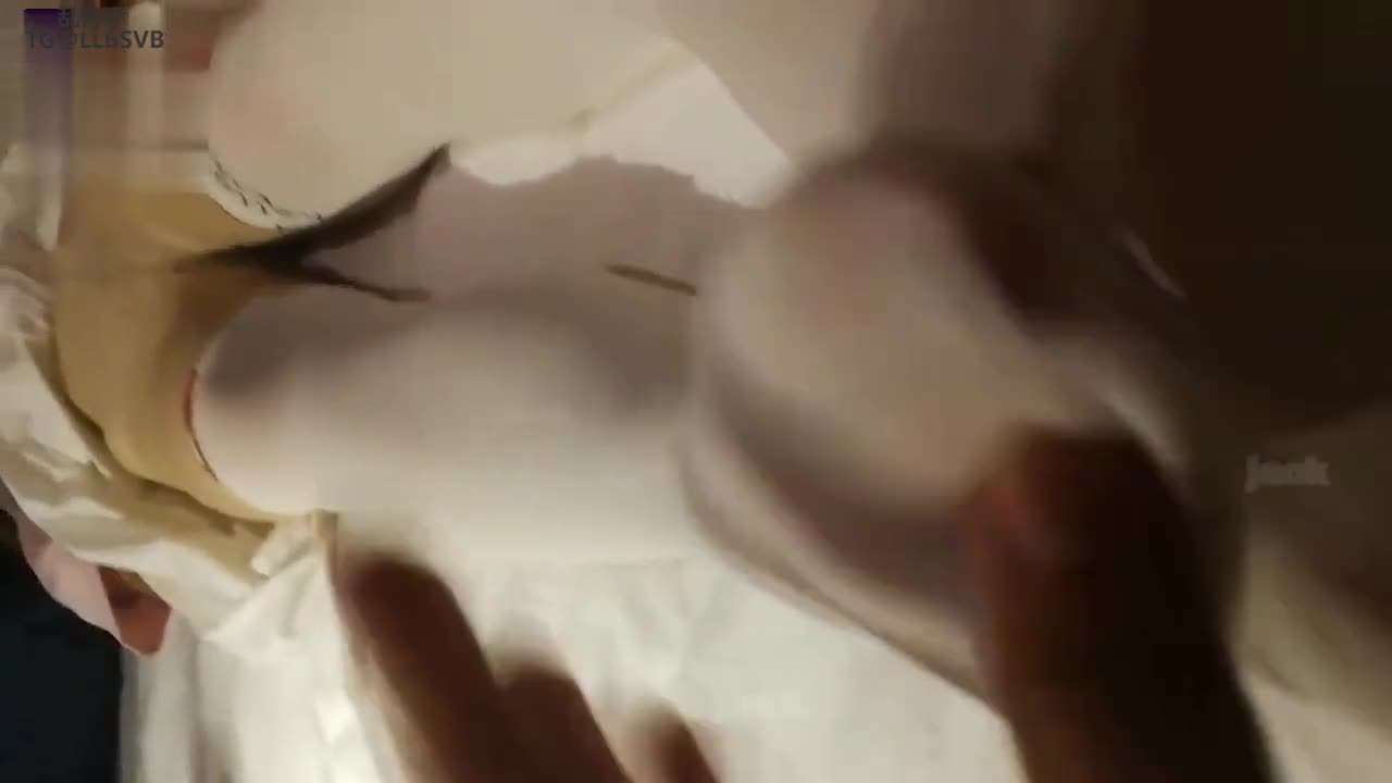 可爱JK小萝莉被下药迷j