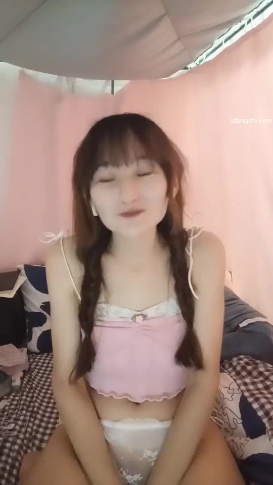 #是你的骚母狗 #精选黄播 #宿舍 #可爱 #少女