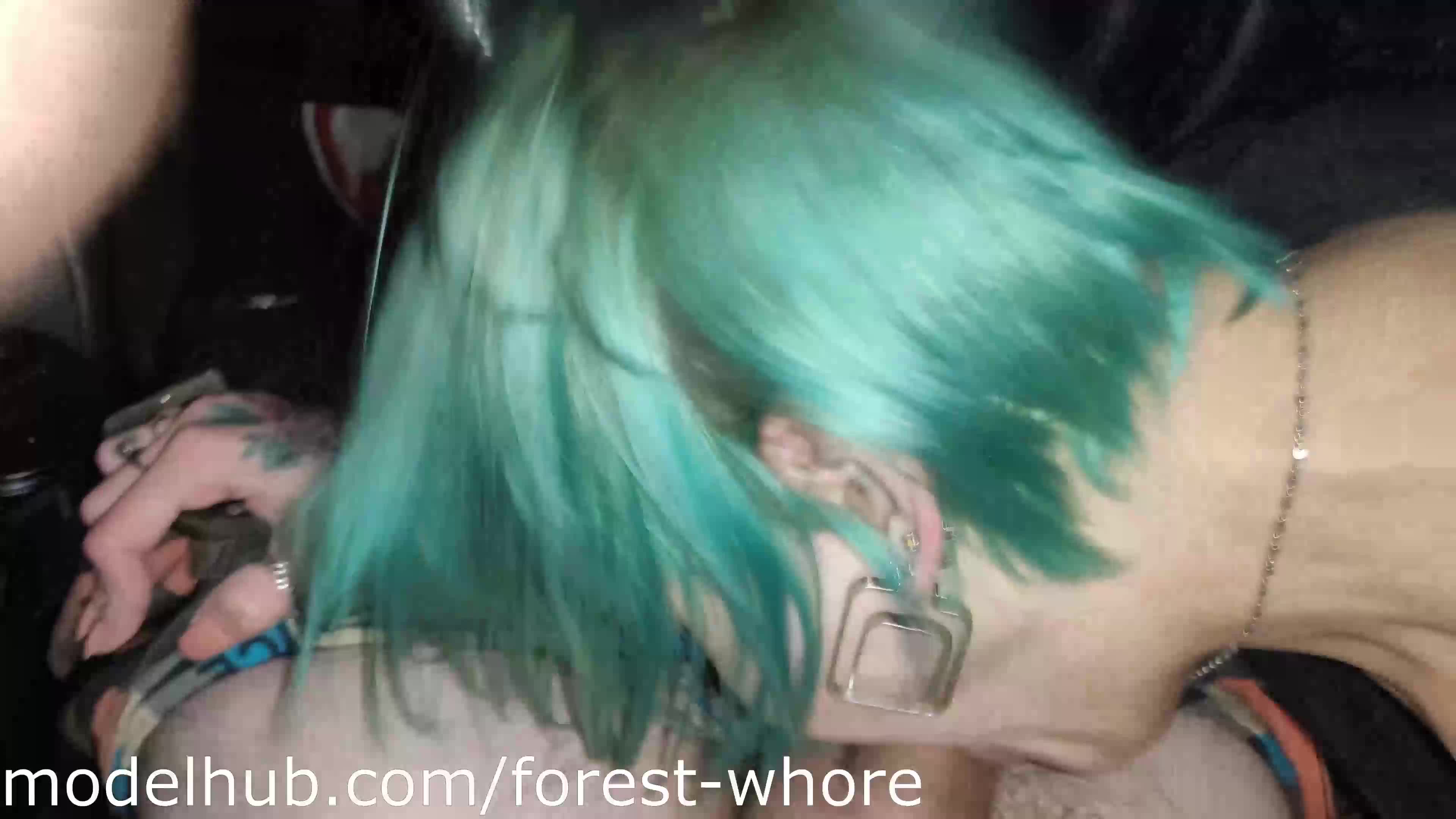 #Forest_Whore #露出 #反差 #母狗 #欧美 #重口