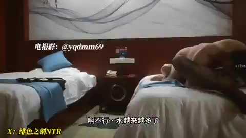 高冷女医生，白袍下是颗淫荡心。她用检查病人的娴熟手法，揉捏我的肉棒，舔舐我的蛋蛋，娇喘连连。 44分钟的疯狂，她化身浪荡母狗，任我摆布，肥臀被我狠抽，骚穴被我肆意蹂躏。#制服诱惑 #SM #高冷反差