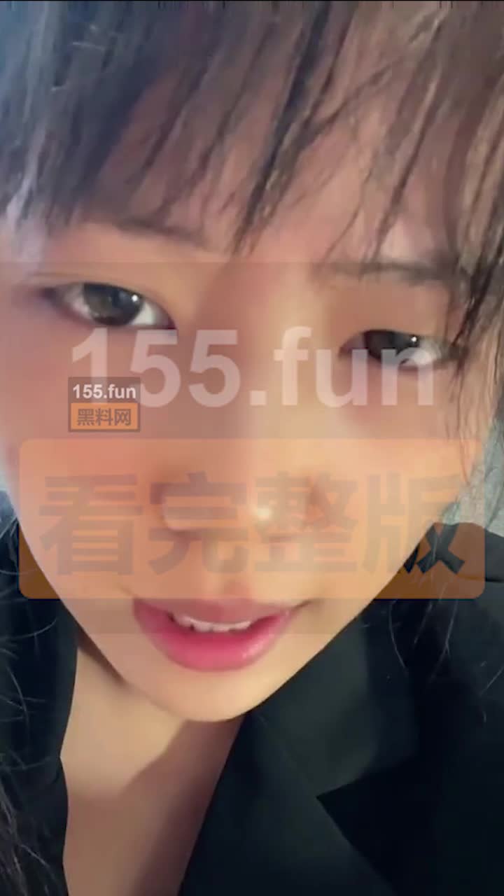 #啾咪酱学姐 #福利姬微博 啾咪酱学姐 眼镜骚娘 广西玉林极品模特福利姬