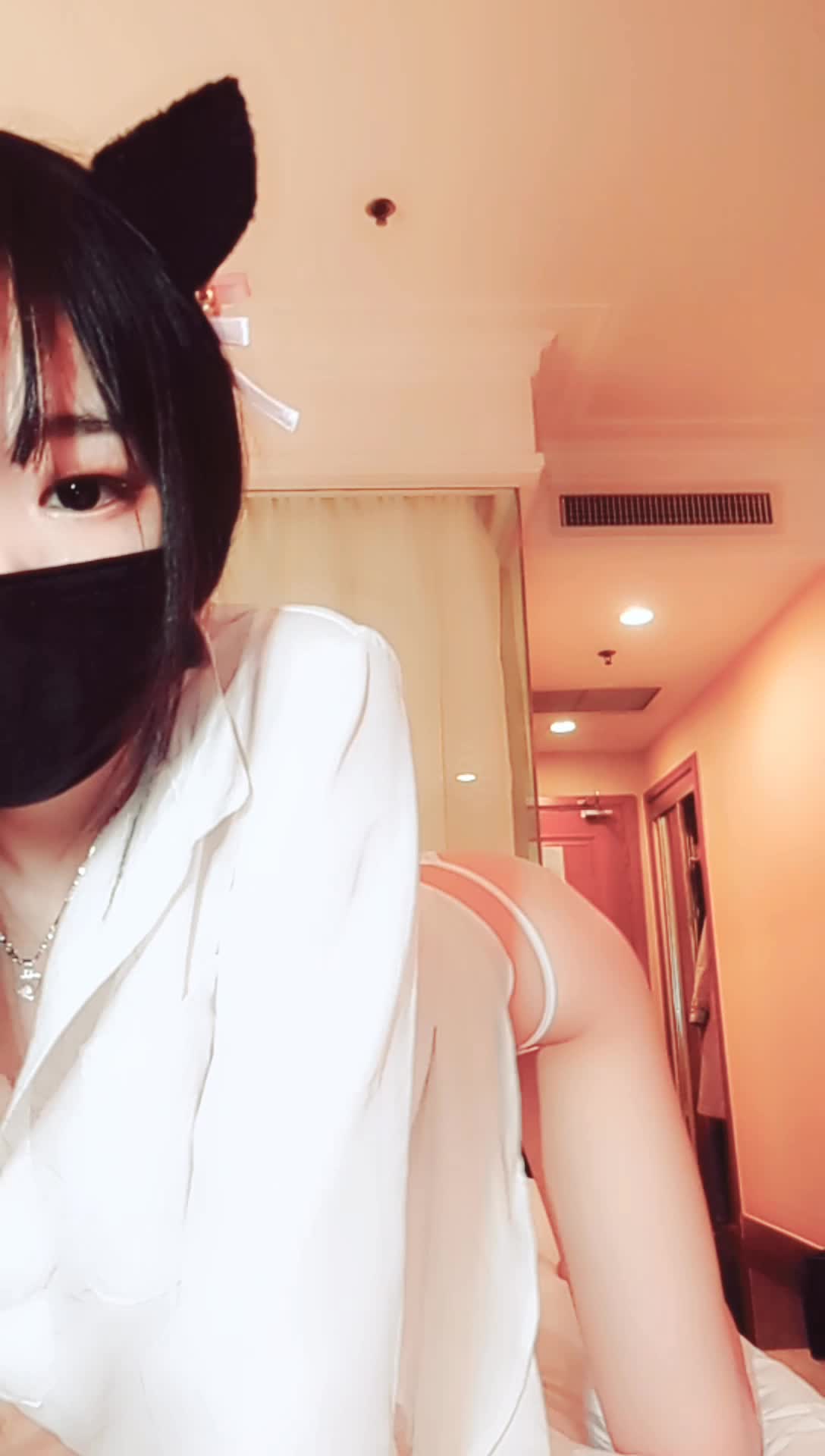 推特 福利姬 00后 少女 私拍美女去衣换脸 全站导航电报搜索神